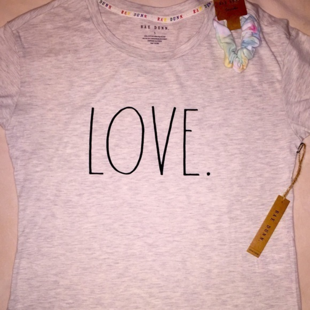 NWT Rae Dunn LOVE Shirt‎ and Scrunchie